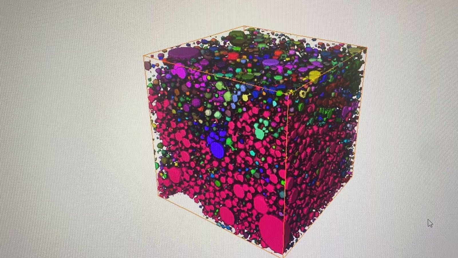 Three-dimensional particle model with highlighted material phases